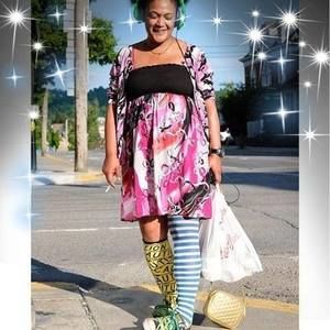 Meet your Posher, Jenaea